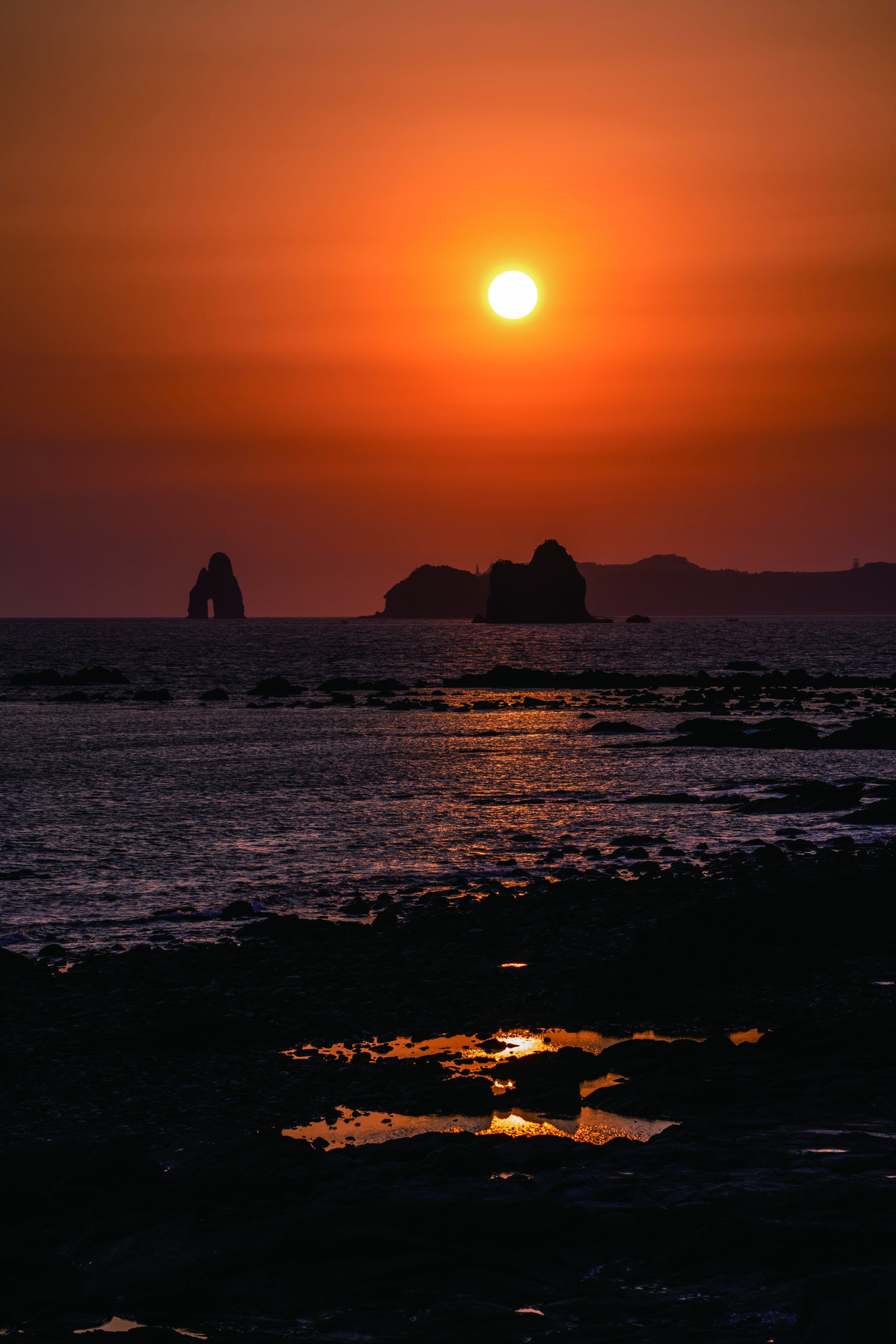 本州で最も西に位置する長崎ですから、海岸線はだいたい夕日鑑賞スポットです。